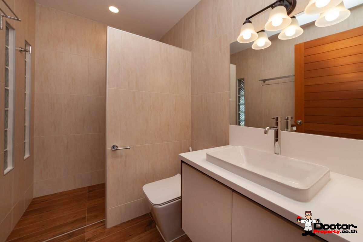 Refurbished 4 Bed Pool Villa with Seaview – Bang Por, Koh Samui – For Sale